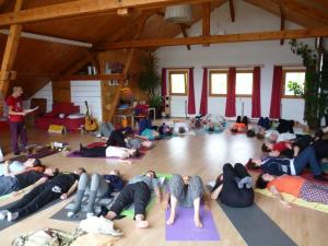 Relaxation après le Yoga du Rire (Stage Vosges 4-2016)